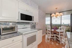 Foto del edificio - 3598 Yacht Club Dr