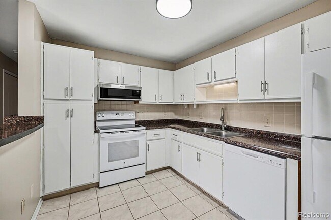 Foto del edificio - 15142 Seagull Dr