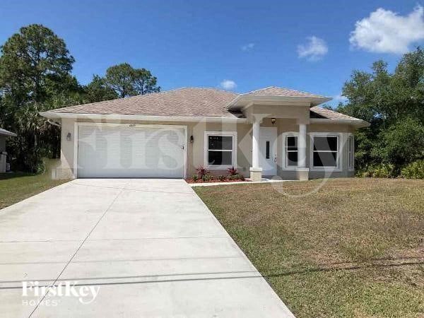 Primary Photo - 2865 Coldwater Ln