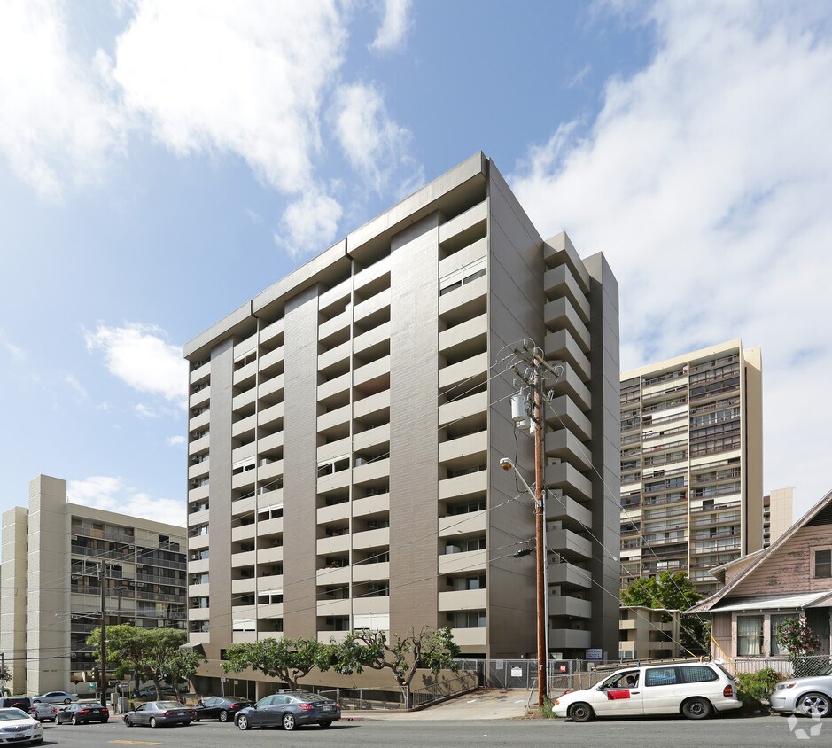 Ward Kinau Apartments Honolulu, HI