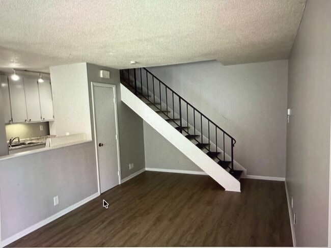 Building Photo - 6536 Lupine Terrace