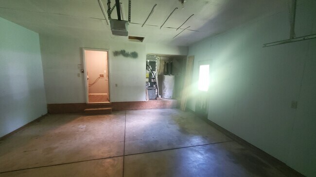 Building Photo - 1240 Inverness Farms Rd