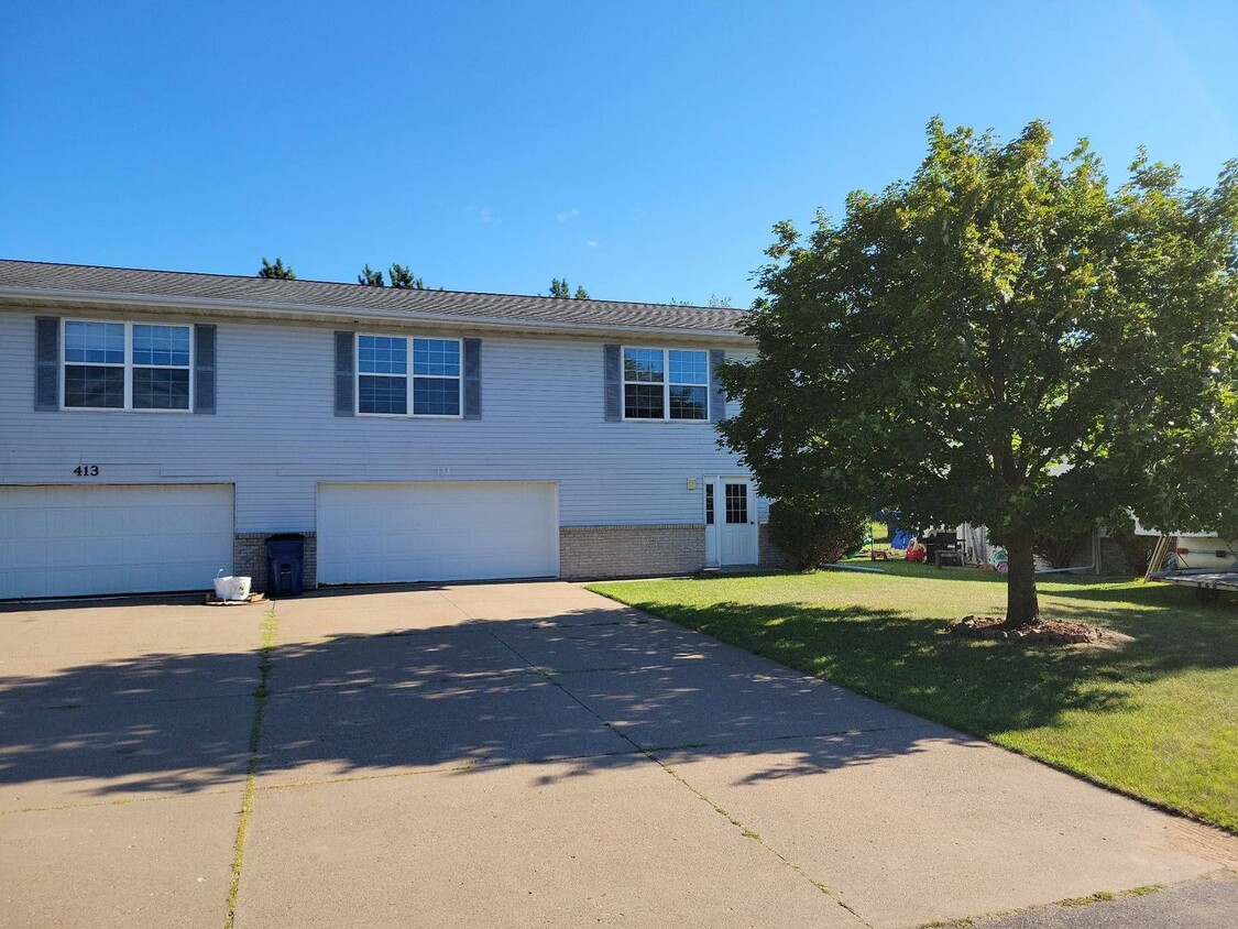 Foto principal - 407-409 Gaylee Street