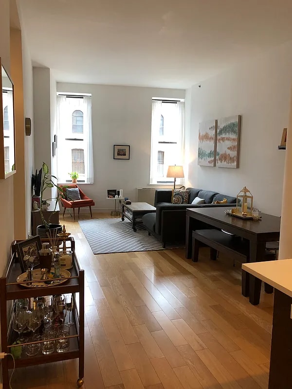 Primary Photo - 96 Rockwell Pl