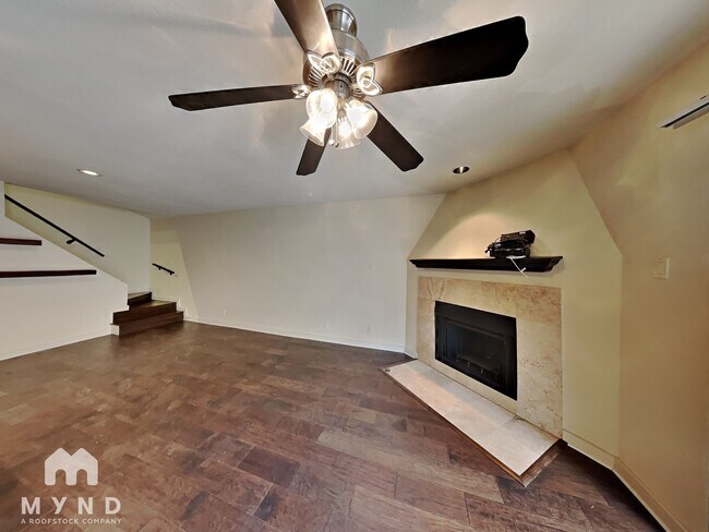 Foto del edificio - 4777 Cedar Springs Rd