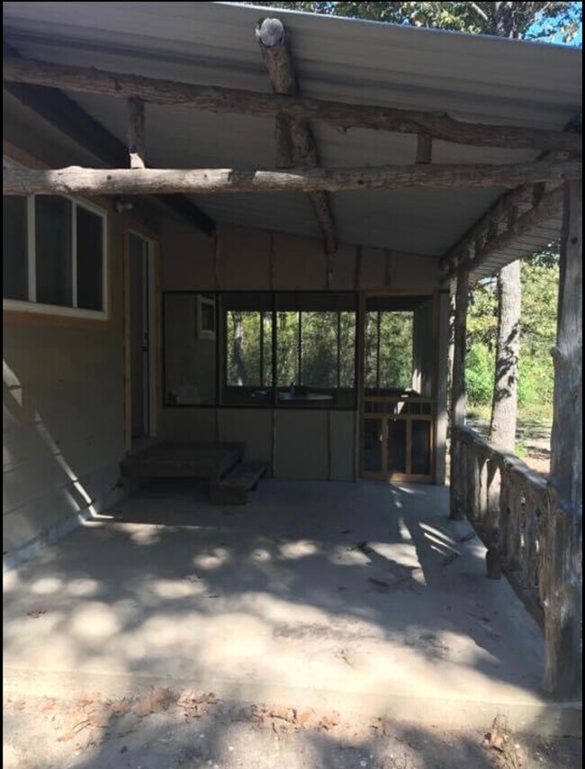 Front porch - 419 RS County Road 3333