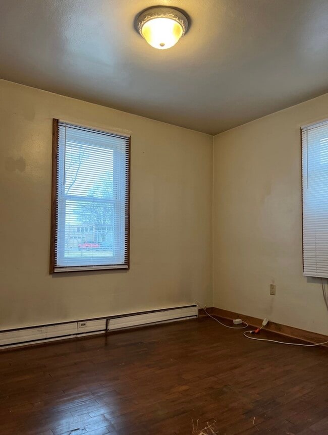 1660 W Washington St, Springfield, IL 62702 House Rental in Springfield, IL