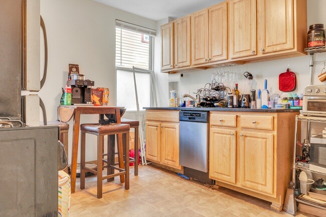 Pictures are representative samples of the advertised unit. In some cases, the actual units you tour - 11 Carpenter St