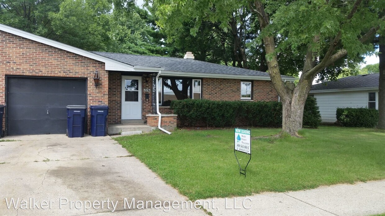 Primary Photo - 2216 W Wall St