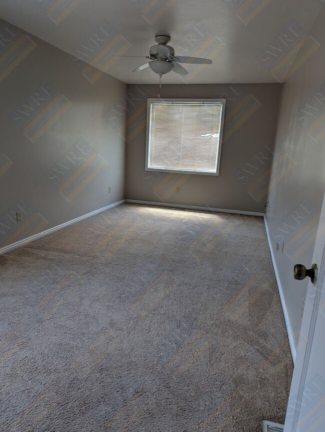 Foto del edificio - 160 W 2nd N