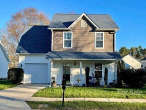 Building Photo - Room in House on Meadowcreek Village Dr