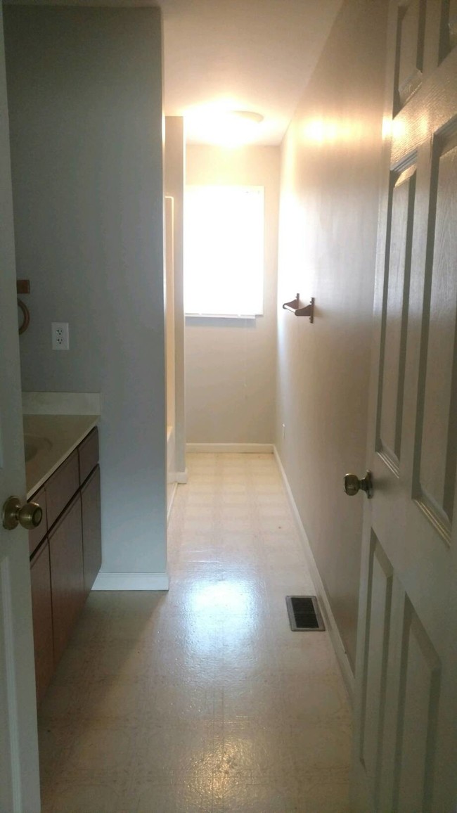 Foto del edificio - 914 W Crawford St