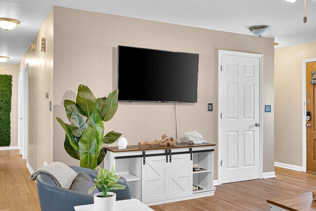 Foto del edificio - 897 Imperial Dr