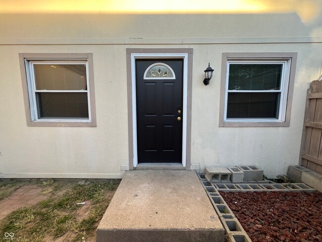 Building Photo - 8392 Punto Alto Dr