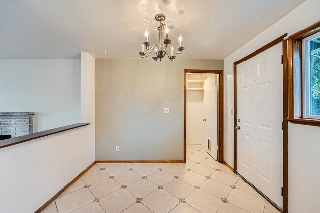 Building Photo - 4012 S 288th St
