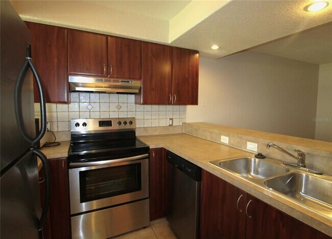 Building Photo - 4917 25th St W