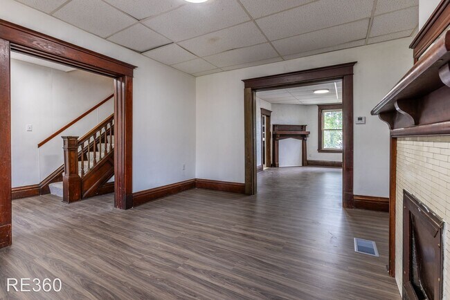 Building Photo - 5 br, 1 bath House - 402 Kingsboro St Mt W...
