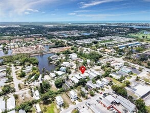 Building Photo - 3037 Lunar St Building Photo - 3037 Lunar St