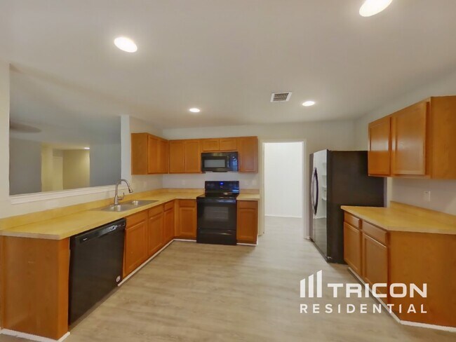 Building Photo - 10300 Animas Ct