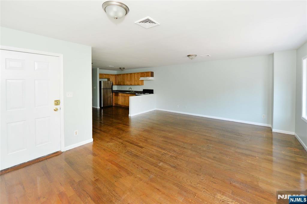 Foto principal - 12 Amity St