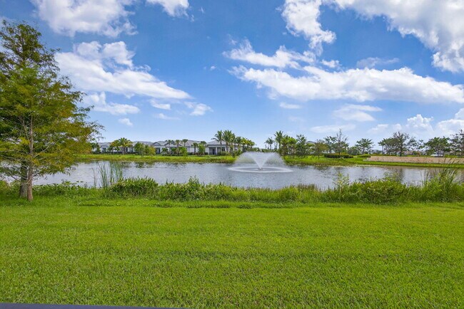 Building Photo - 10904 Stellar Cir
