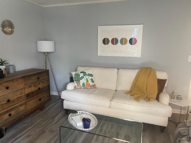 Foto del edificio - 614 Cherry St SE