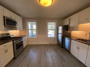 Building Photo - 81 Allison St Building Photo - 81 Allison St