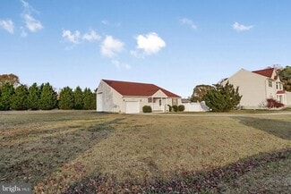 Building Photo - 41166 Glenwood Pl