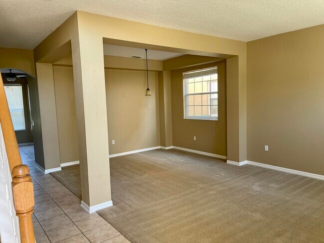 Building Photo - 12636 Moss Park Ridge Dr