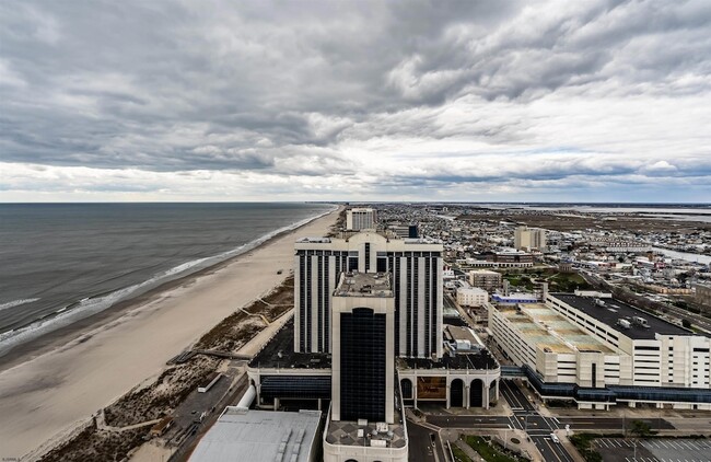 Building Photo - 3101 Boardwalk