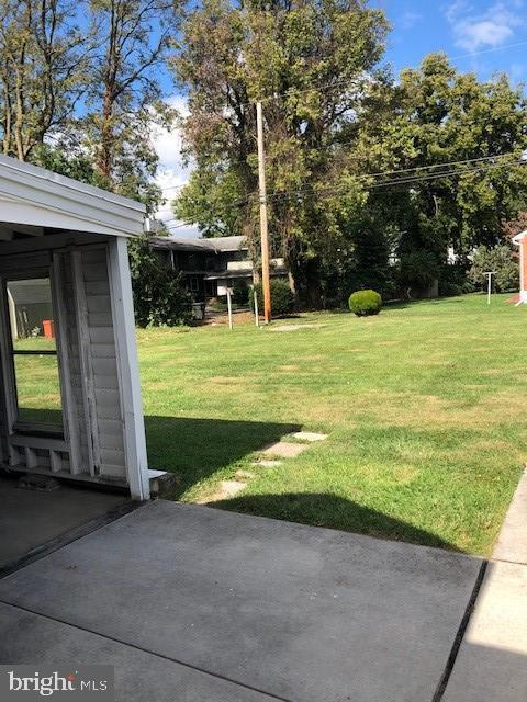 Primary Photo - 2200 Yale Ave