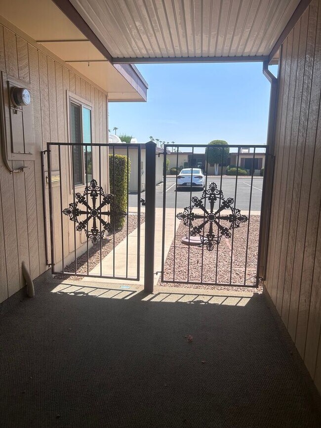 Foto del edificio - 13720 N 98th Ave