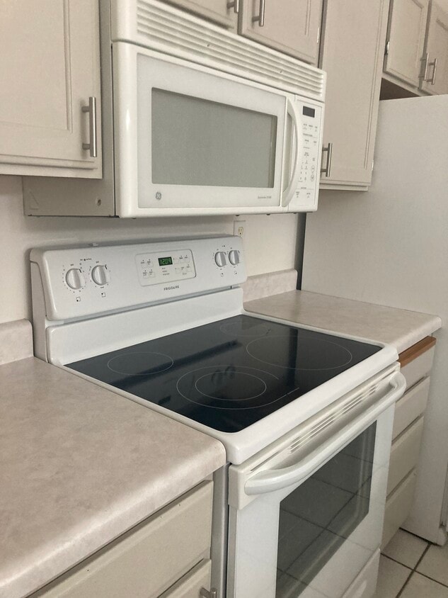 Foto principal - 1546 W 3280 S