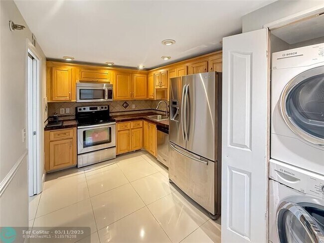 Foto del edificio - 3520 Oaks Way