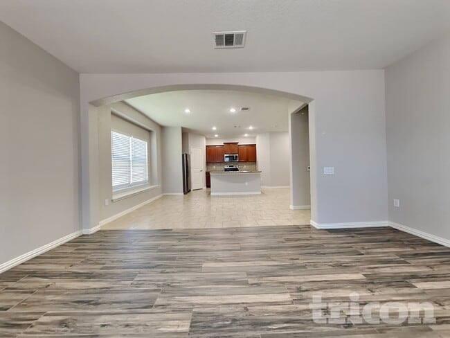 Building Photo - 5907 Cielo Ranch