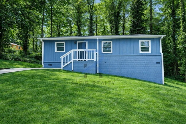 Photo - Move in before February 28th and choose your reward: a $250 Amazon Gift Card or a 55" Smart TV! Apartment