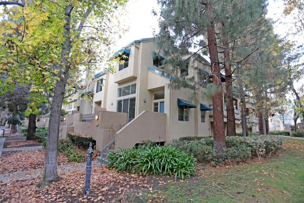 Foto principal - 418 Galleria Dr
