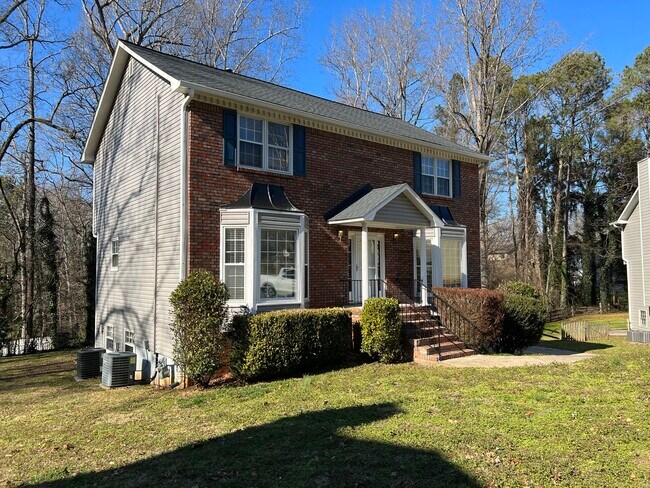 Foto del edificio - 4666 Brazil Wood Dr NW