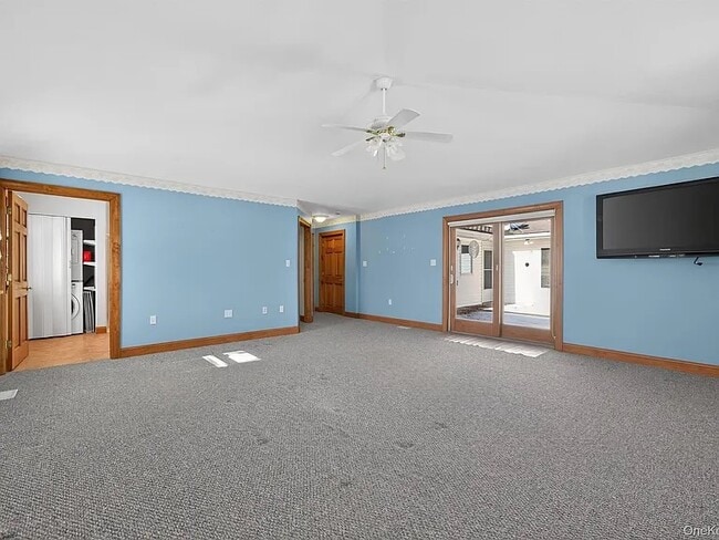 Building Photo - 2 Thomas Jefferson Pl