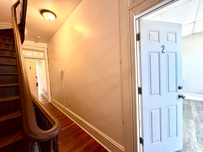 Building Photo - 162 S Potomac St