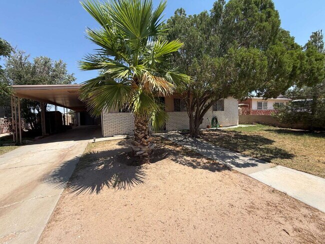 Building Photo - 7289 Mimosa Ave