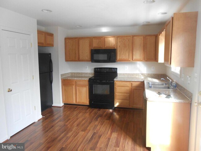 Foto del edificio - 209 Eastside Ln