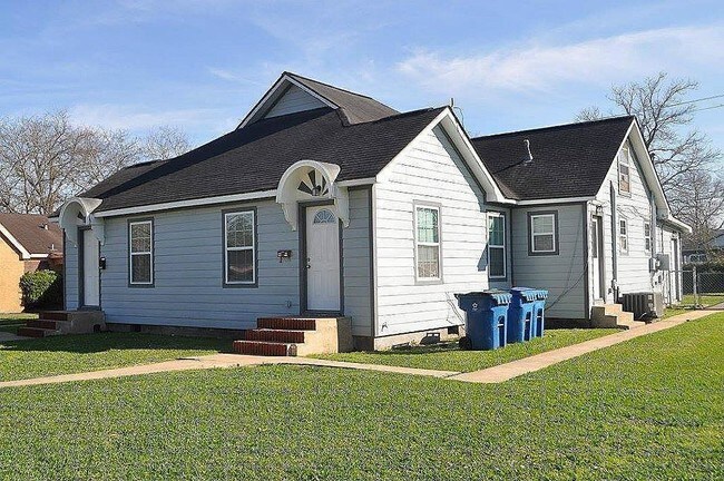 Building Photo - 2510 Avenue G