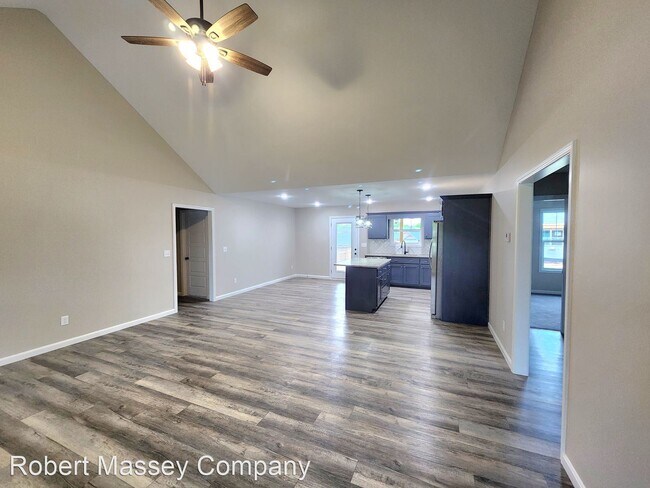 Building Photo - 3 br, 2 bath House - 320 Williamsburg Drive