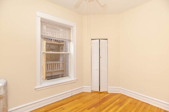 Foto del edificio - 4613 N Ashland Ave