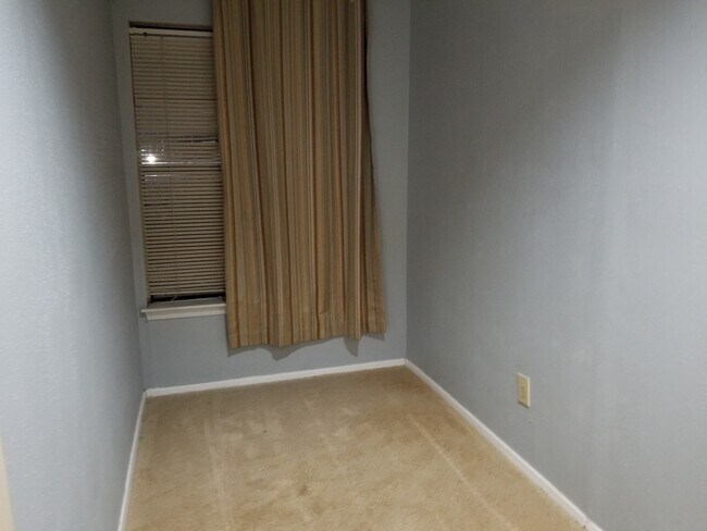 Foto del edificio - 9901 Sharpcrest St