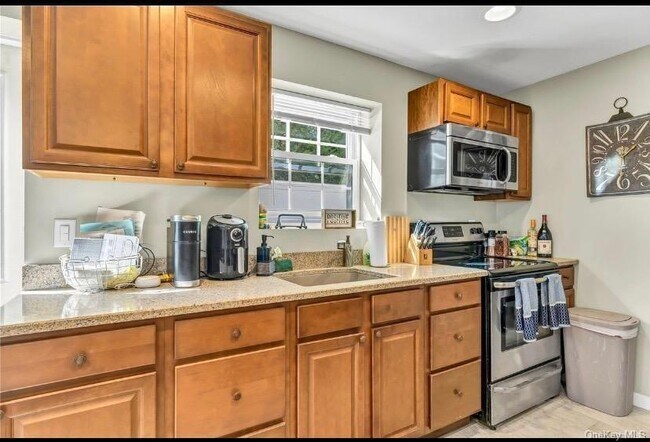 Foto del edificio - 50 E Beach Promenade