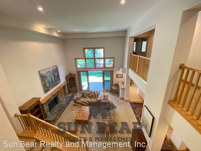 Building Photo - 3 br, 3 bath House - 933 Northwood Blvd. 26
