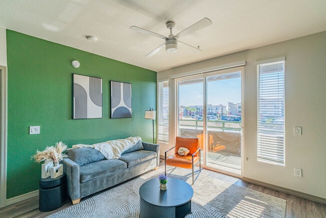 Foto del edificio - 9600 W Georgia Ave