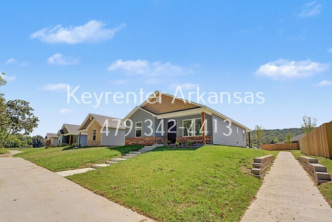 Foto del edificio - Be the very first resident to call this stunning brand-new 3 bed, 2 bath home yours.